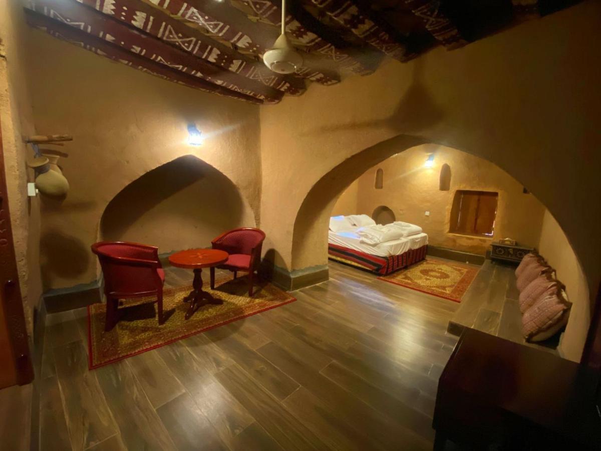 Bait Aljabal Hospitality Inn Al Hamra ภายนอก รูปภาพ